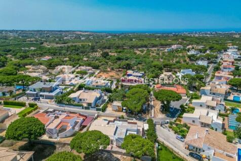 Bargain 4 Bed Detached Villa Renovation Project For Sale Nr Vila Sol (1)