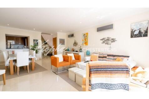 Vial Sol 4 Bed Townhouse For Sale (19)