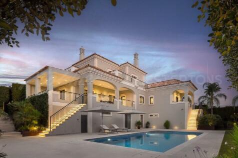 The Crest Fully Renovated 5 bed Villa For Sale (1)
