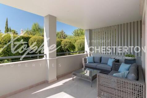 The Crest Fully Renovated 5 bed Villa For Sale (26)