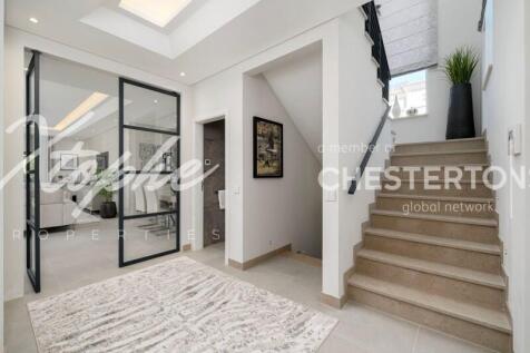 The Crest Fully Renovated 5 bed Villa For Sale (44)