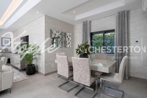 The Crest Fully Renovated 5 bed Villa For Sale (48)