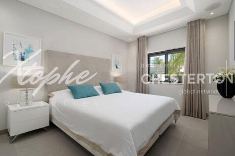 The Crest Fully Renovated 5 bed Villa For Sale (12)