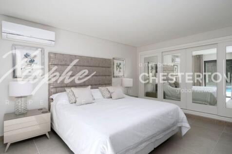 The Crest Fully Renovated 5 bed Villa For Sale (19)