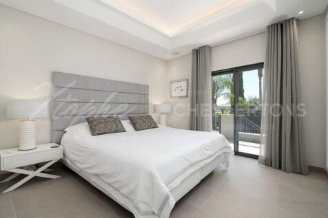 The Crest Fully Renovated 5 bed Villa For Sale (11)