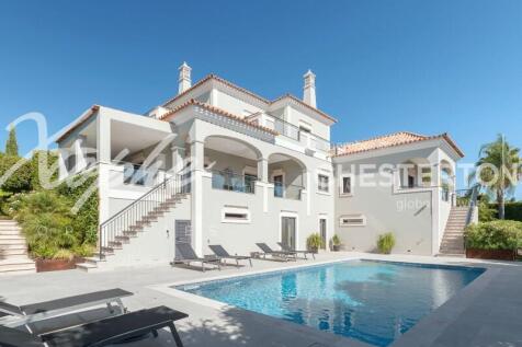 The Crest Fully Renovated 5 bed Villa For Sale (31)