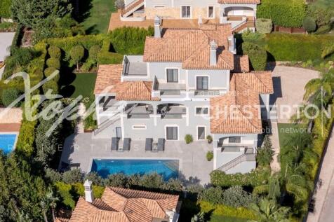 The Crest Fully Renovated 5 bed Villa For Sale (9)