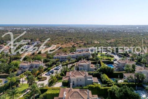 The Crest Fully Renovated 5 bed Villa For Sale (3)