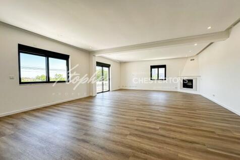 Fully Renovated 6 Bed Villa For Sale (18)