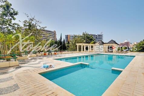 Vilamoura 2 Bed Top Floor Sea View Apartment For Sale