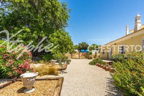 Boliqueime 5 Bed Villa With 18,000m2 Land For Sale (18)
