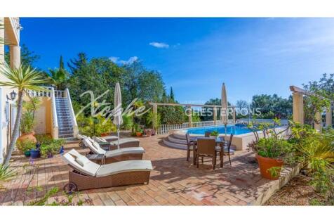 6 Bed Country Villa With Distant Sea Views For Sale In Quinta das Raposeiras (63)