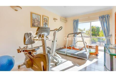 6 Bed Country Villa With Distant Sea Views For Sale In Quinta das Raposeiras (24)