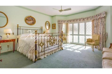 6 Bed Country Villa With Distant Sea Views For Sale In Quinta das Raposeiras (8)