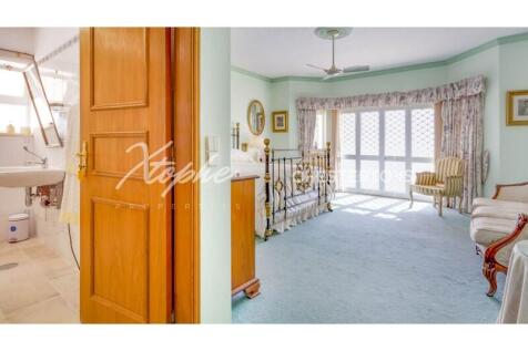 6 Bed Country Villa With Distant Sea Views For Sale In Quinta das Raposeiras (7)