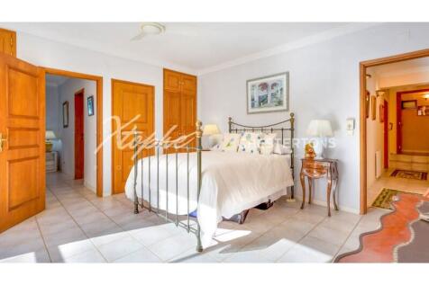 6 Bed Country Villa With Distant Sea Views For Sale In Quinta das Raposeiras (27)