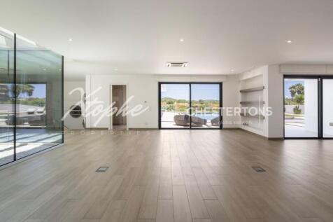 Quelfes 4 Bed Villa For Sale (17)