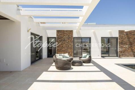 Quelfes 4 Bed Villa For Sale (48)
