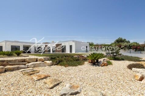 Quelfes 4 Bed Villa For Sale (1)
