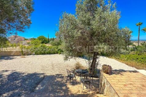 Areeiro 3 Bed Villa With Sea views For Sale (1)