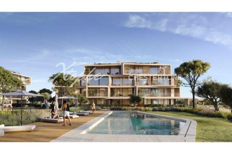 Vilamoura 2 Bed Apartment For Sale
