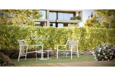 Vilamoura 2 Bed Apartment For Sale