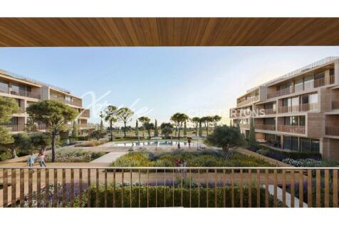 Vilamoura 2 Bed Apartment For Sale