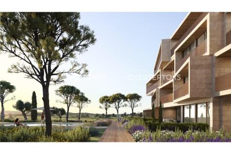 Vilamoura 2 Bed Apartment For Sale