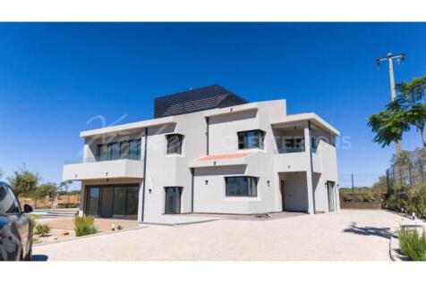 Quarteira 7 Bed Villa For Sale (20)