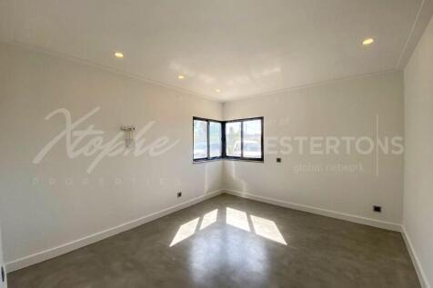 Quarteira 7 Bed Villa For Sale (5)