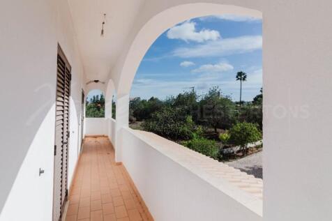 Almancil Renovation Project 5 Bed Villa For Sale (18)