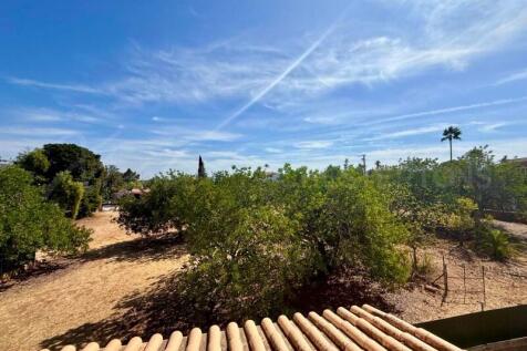 Almancil Renovation Project 5 Bed Villa For Sale (2)