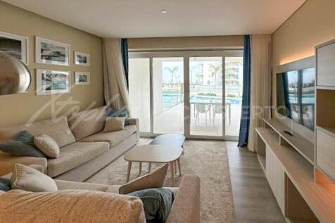 Vilamoura Sea Front 2 Bed Apartment for Sale (37)