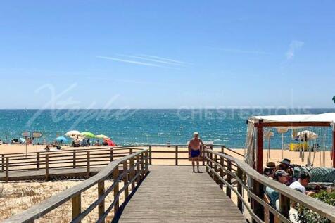 Vilamoura Sea Front 2 Bed Apartment for Sale (34)