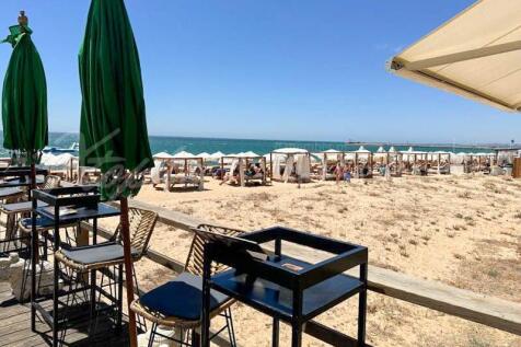 Vilamoura Sea Front 2 Bed Apartment for Sale (35)