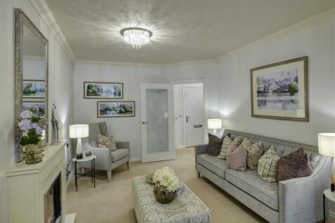 CRL_Stanley Lodge_04.03.22_Living Room_5.jpg
