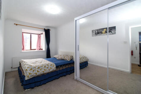 Large bedroom