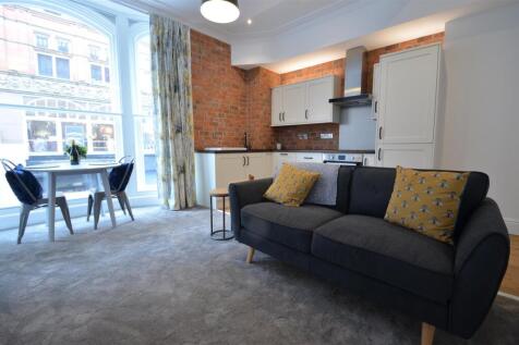 Living Area 4.JPG