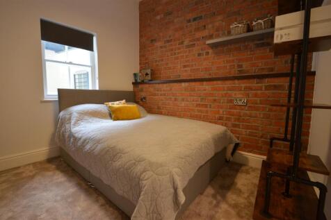 Bedroom.JPG