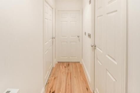 Hallway.jpg