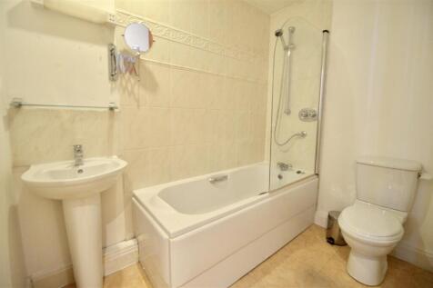 En Suite Bathroom
