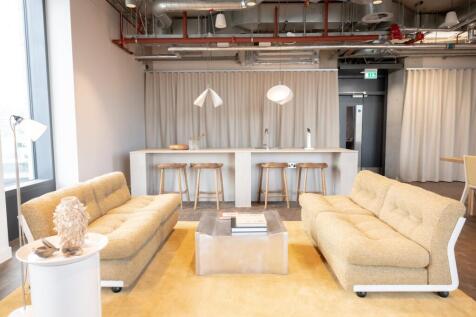 Level 5 club space