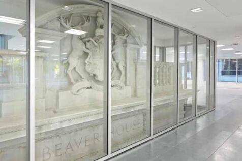 2b8969f0a8bf5325215b39ce83b37e9dbuildingfeatures