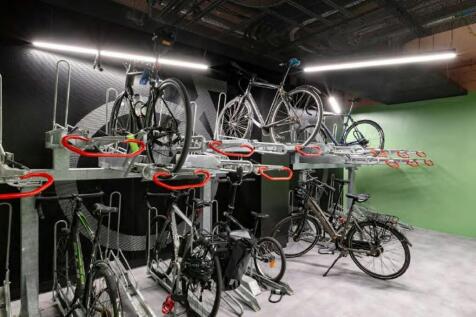 36 QS cycle store.jpg