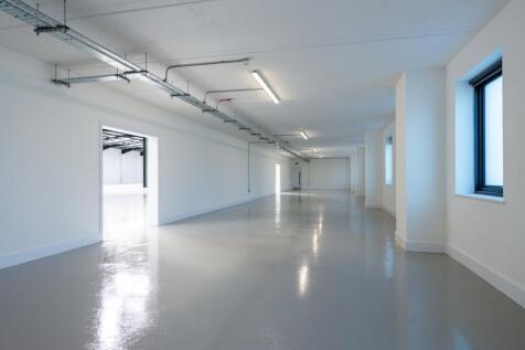 Woodside 10 INT  July 2414.jpg
