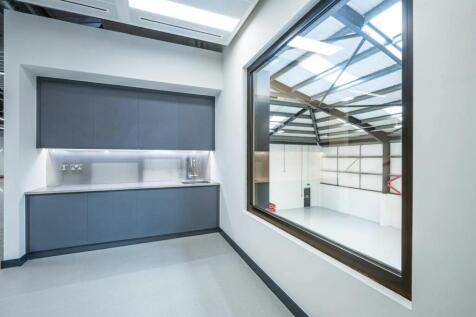 Unit D2, Heathrow West Business Park