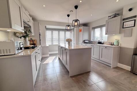 Bensons Kitchen 3.jpg