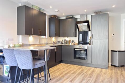 kitchen 1.jpg
