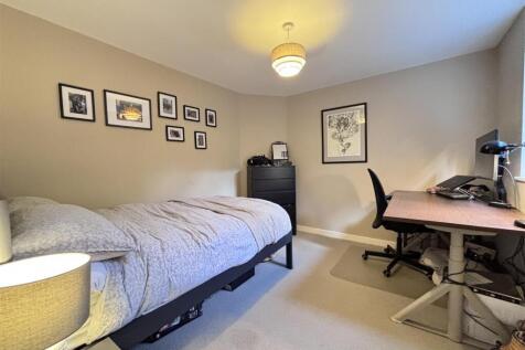 2nd bedroom.jpg