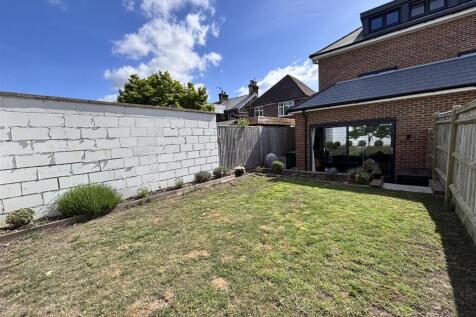 Rear garden.jpg